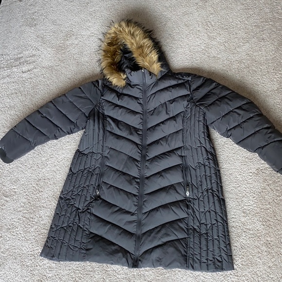 Tommy Hilfiger parka - Picture 1 of 3